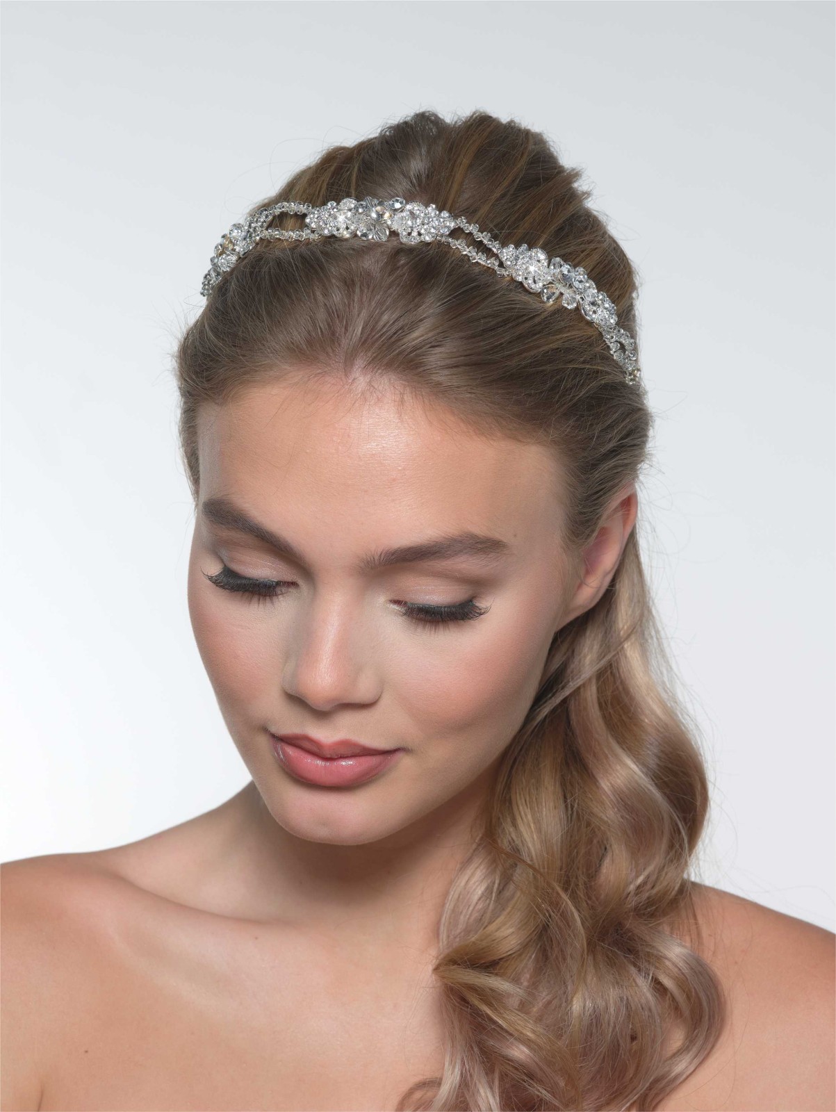 Νυφική στέκα | BB-245 Tiara - Image 2