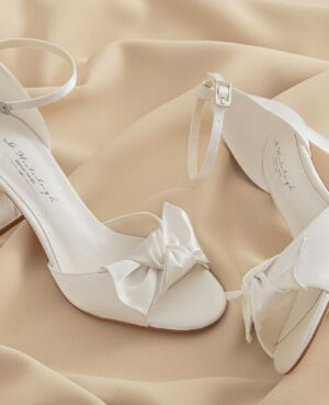 Νυφικά Πέδιλα | Diane Bridal shoe